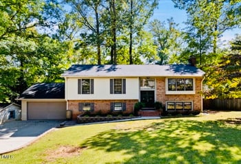 702 Delmar Rd, Cary, NC 27511