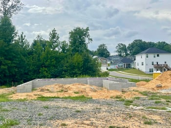 702 Dunlawton Ct, Sanford, NC 27330