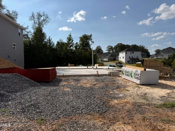 702 Dunlawton Ct, Sanford, NC 27330