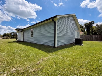 702 S Fayetteville Ave, Dunn, NC 28334
