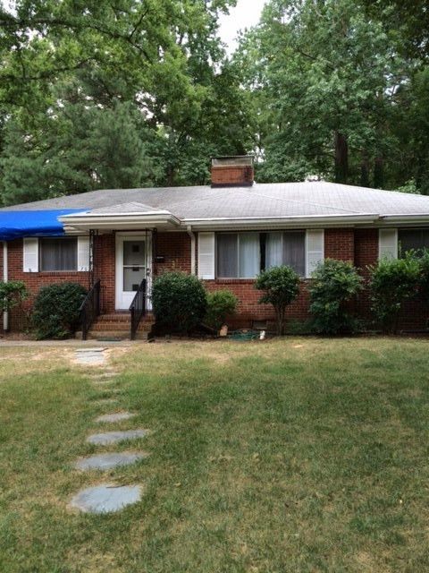 702 E Hammond St, Durham, NC 27704