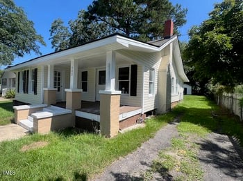 702 Main St, Benson, NC 27504