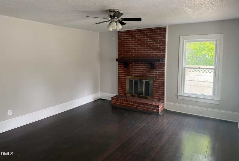 702 Main St, Benson, NC 27504