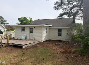 702 W Main St, Benson, NC 27504
