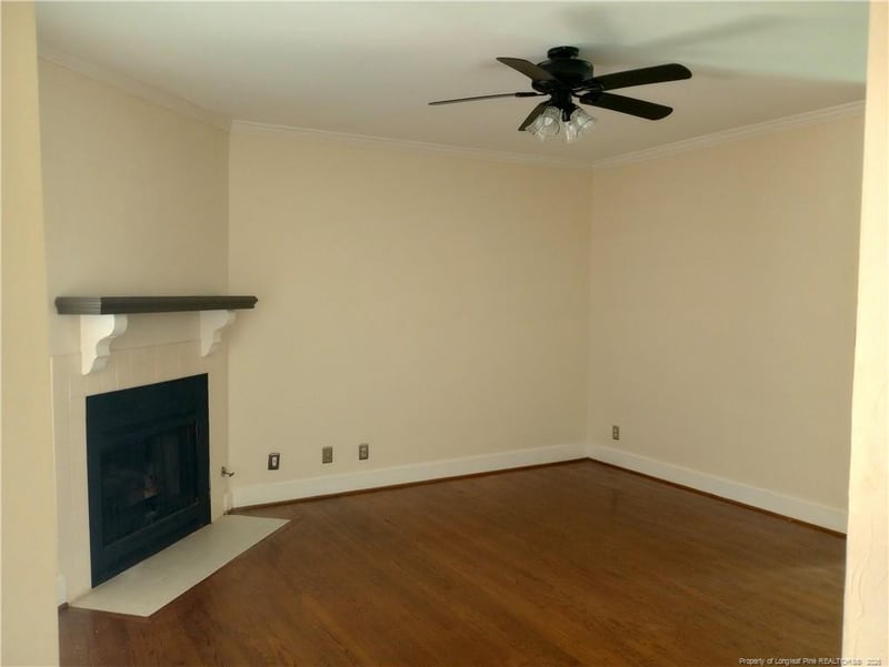 702 Marketview Ct, Fayetteville, NC 28301
