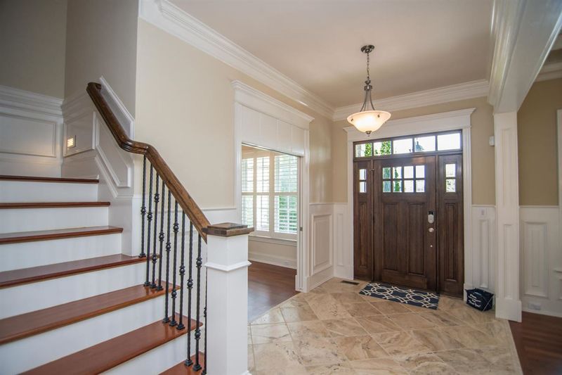 702 Meadowmont Ln, Chapel Hill, NC 27517