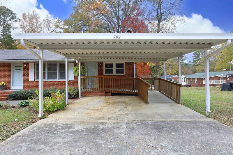 702 Nellane Dr, Garner, NC 27529