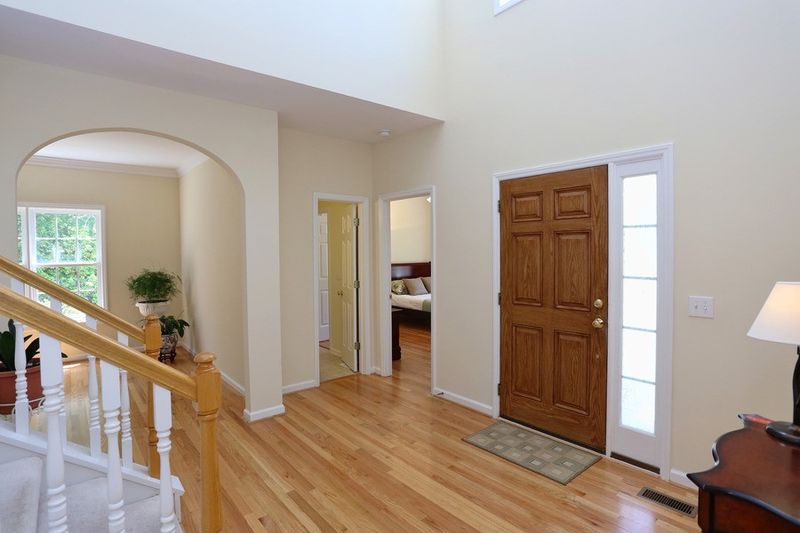 702 Palafox Dr, Chapel Hill, NC 27516