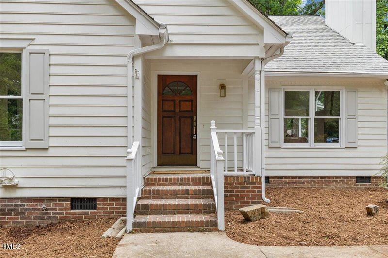 702 Sanderson Dr, Durham, NC 27704