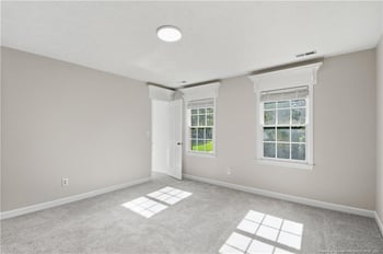 702 Southview Cir, Fayetteville, NC 28311