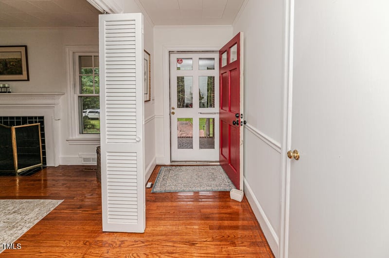 702 Vance St, Sanford, NC 27330