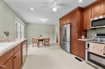 702 Wedgewood Ave, Zebulon, NC 27597