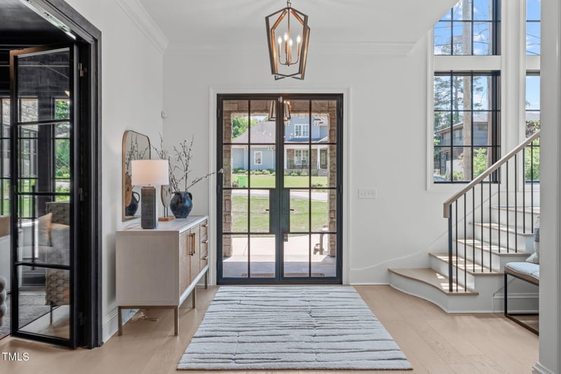 702 Wimbleton Dr, Raleigh, NC 27609