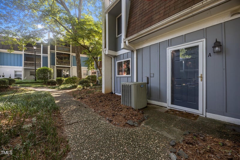 7020 Longstreet Dr #A, Raleigh, NC 27615