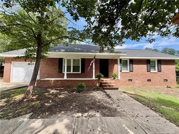 7020 Lure Ct, Fayetteville, NC 28311