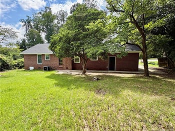 7020 Lure Ct, Fayetteville, NC 28311