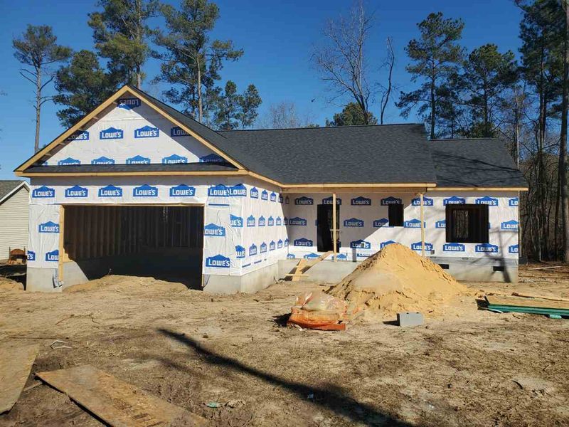 7021 Onslow Stephens Rd, Willow Springs, NC 27592