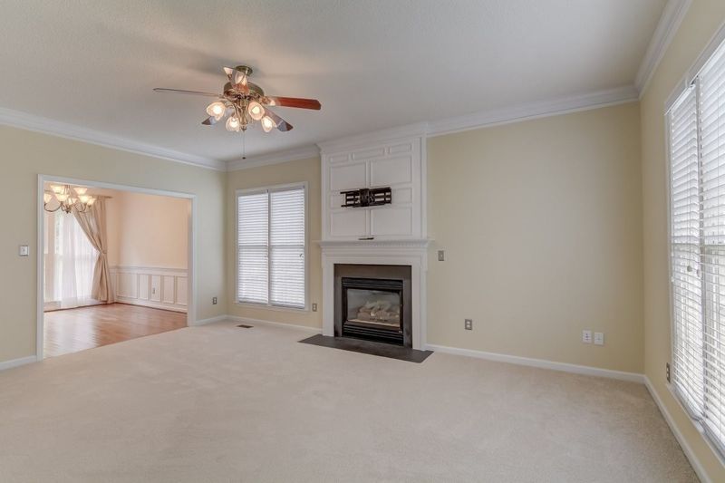 7023 Englehardt Dr, Raleigh, NC 27617