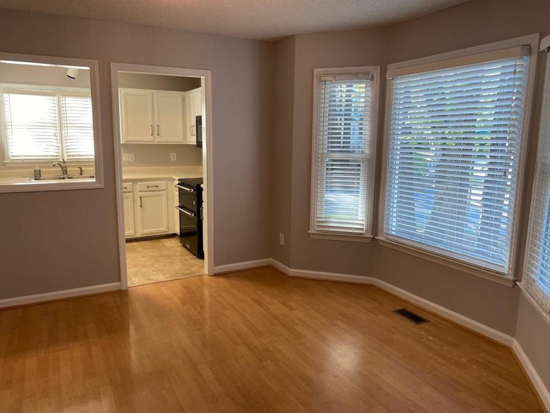 7024 Epping Forest Dr, Raleigh, NC 27613