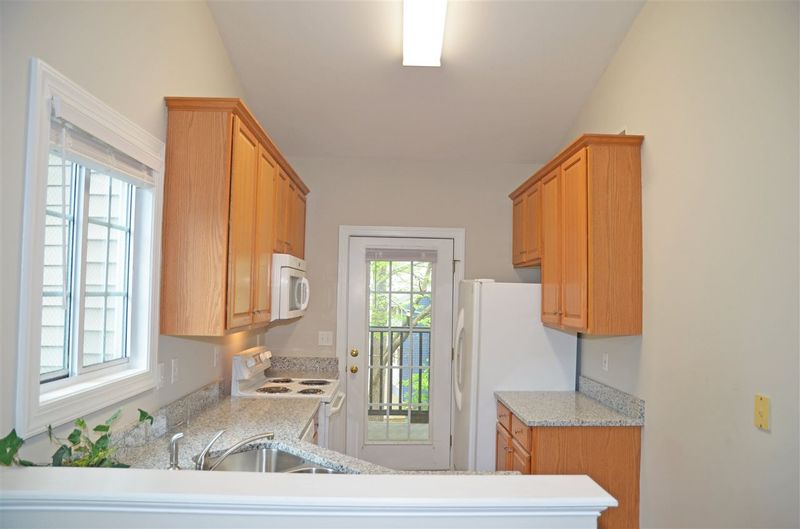 7024 Sandy Forks Rd #302, Raleigh, NC 27615
