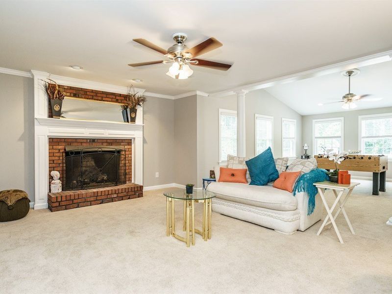 7025 Robbie Dr, Raleigh, NC 27607