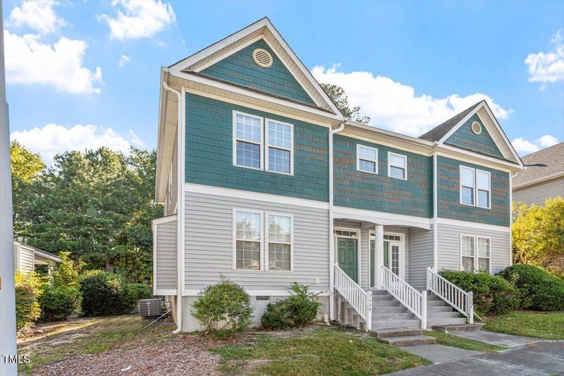 7026 Jeffreys Creek Ln, Raleigh, NC 27616