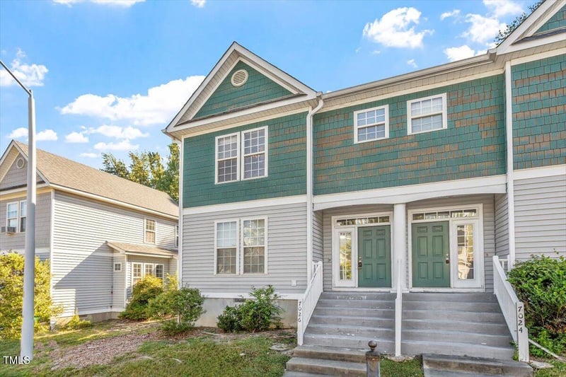 7026 Jeffreys Creek Ln, Raleigh, NC 27616