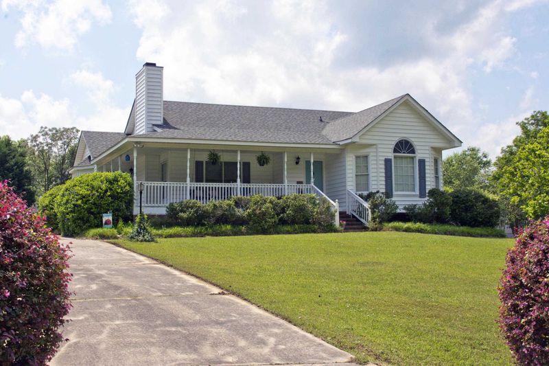 7028 Ferrell Woods Ln, Raleigh, NC 27603