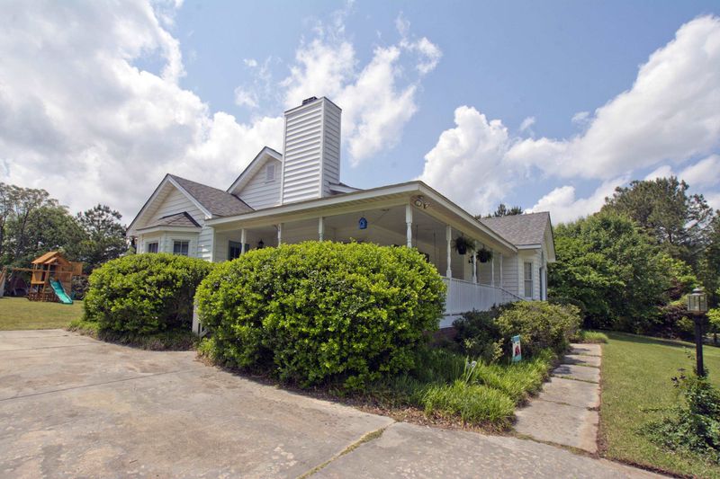 7028 Ferrell Woods Ln, Raleigh, NC 27603