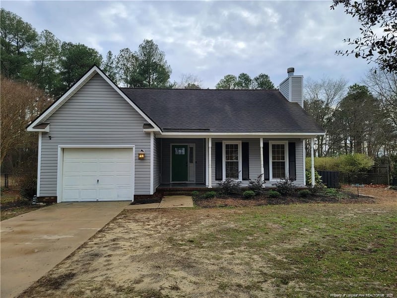 7029 Kalmia Ln, Hope Mills, NC 28348