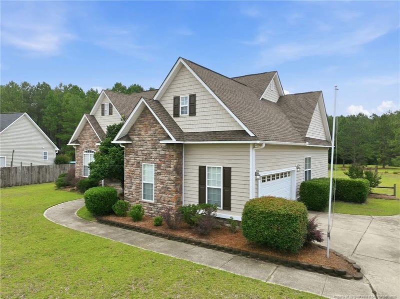 7029 Pope Cashwell Ct, Hope Mills, NC 28348