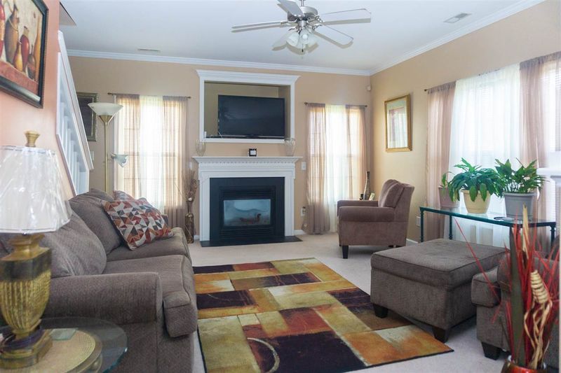 7029 Spanglers Spring Way, Raleigh, NC 27610
