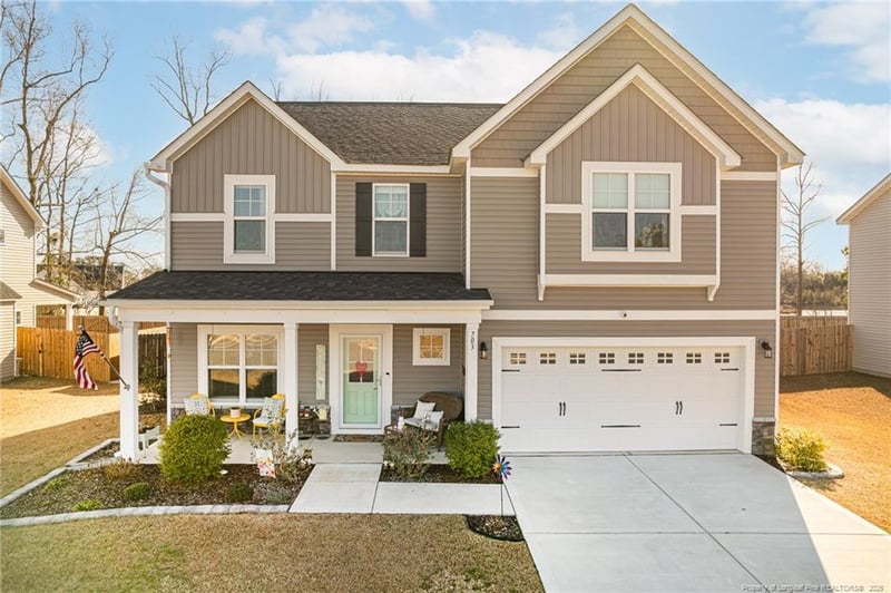 703 Amusement Dr, Hope Mills, NC 28348