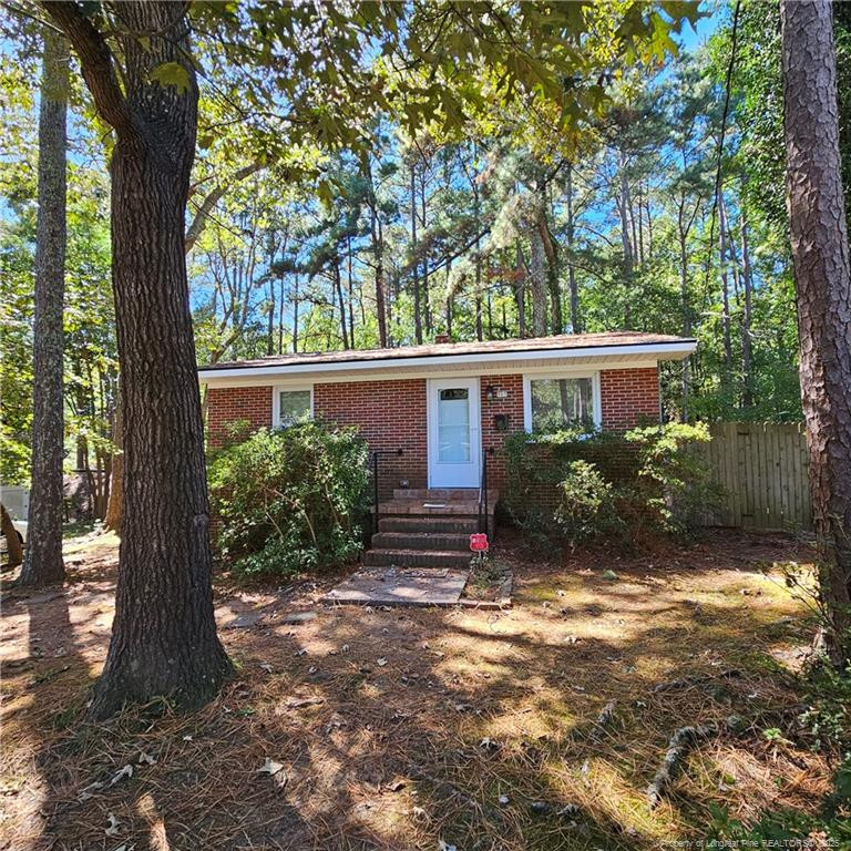 703 Bennett St, Sanford, NC 27330