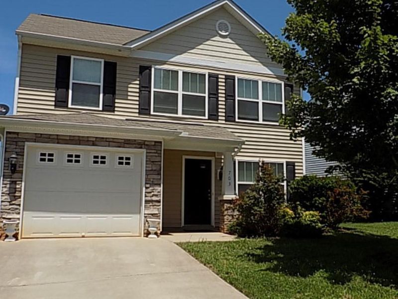 703 Blue Lake, Mebane, NC 27302