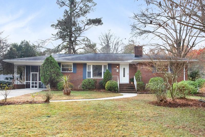 703 W Carver St, Durham, NC 27704