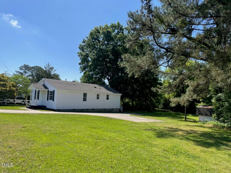 703 Church St, Angier, NC 27501