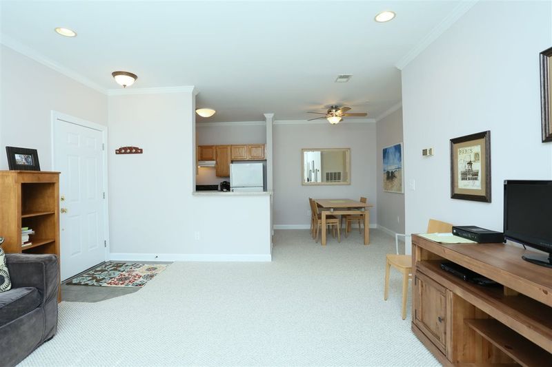 703 Copperline Dr #206, Chapel Hill, NC 27516