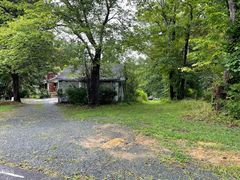 703 Council Ln, Chapel Hill, NC 27516