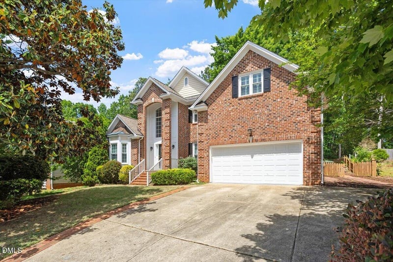 703 Cricketfield Ln, Cary, NC 27518