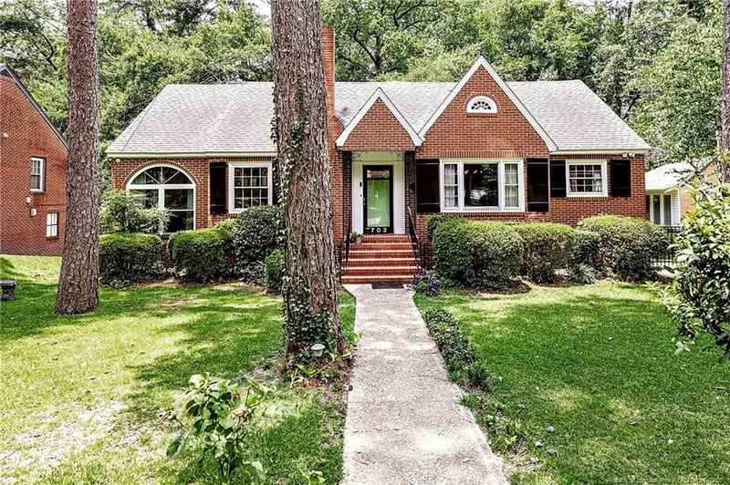 703 Glenwood Dr, Fayetteville, NC 28305