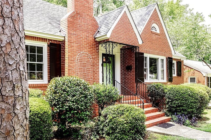 703 Glenwood Dr, Fayetteville, NC 28305