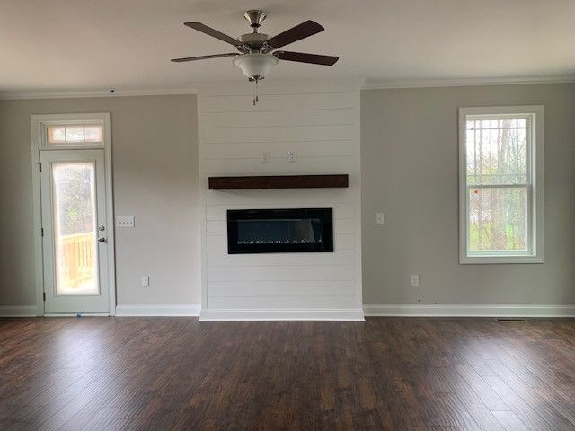 703 Goldenview Acres Ct, Apex, NC 27502