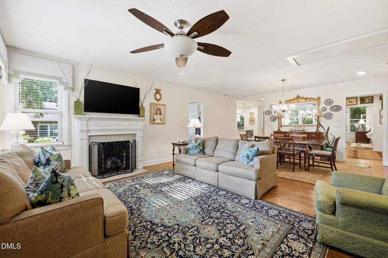 703 Harris St, Raleigh, NC 27607