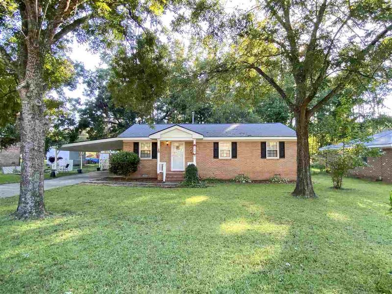 703 Holding St, Clayton, NC 27520
