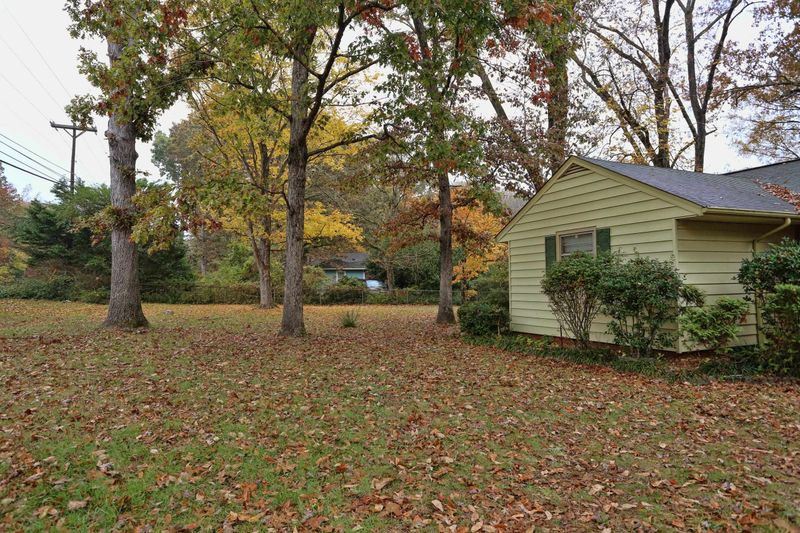 703 Infinity Rd, Durham, NC 27712