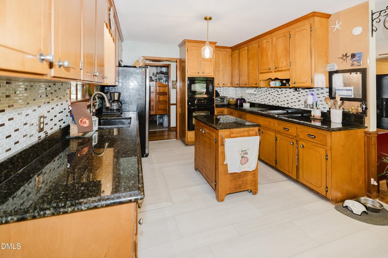 703 Leah Ln, Garner, NC 27529