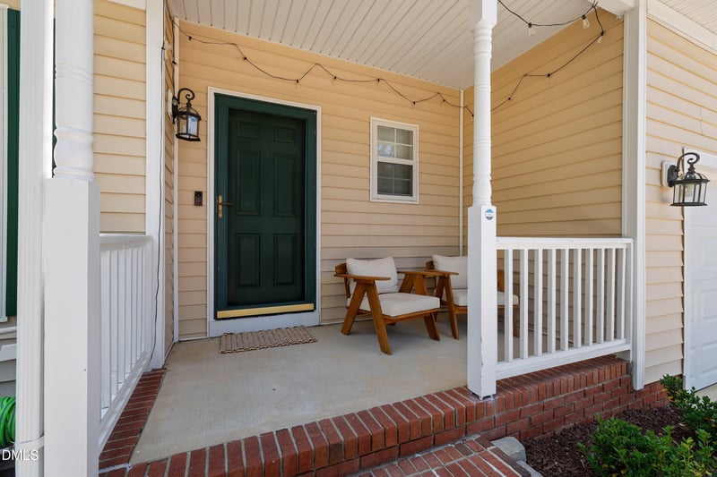 703 Midsummer Ln, Apex, NC 27502