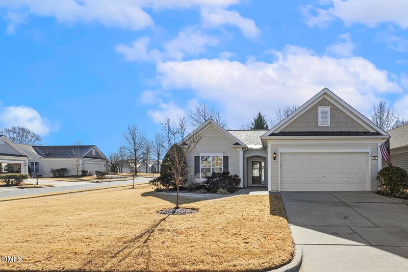 703 Nevins Pl, Cary, NC 27519