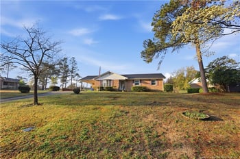 703 Roundtree Dr, Fayetteville, NC 28303